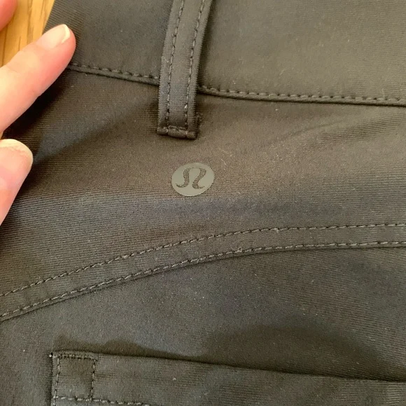 Lululemon Women’s 5 Pocket Wide-Leg Cropped Pants Stretch Black Size 27 x 24.5 - Picture 7 of 14